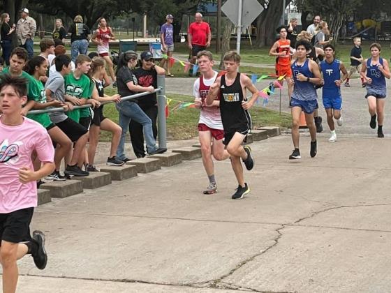 Yorktown cross country competes in Shiner