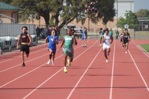 Gobblers, Lady Gobblers compete in district track meet