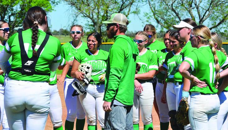 Wins continue for Lady Gobblers